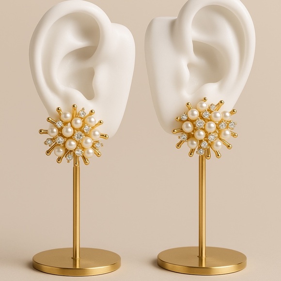 Elegant Gold and Cream Starburst Earrings - Picture 1 of 5